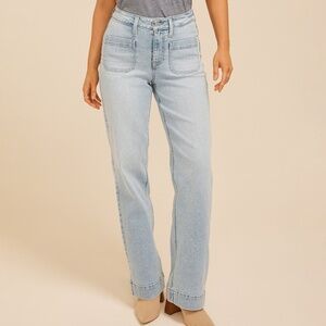 Cutest Patch Pocket High Rise Wide Legged Jeans!